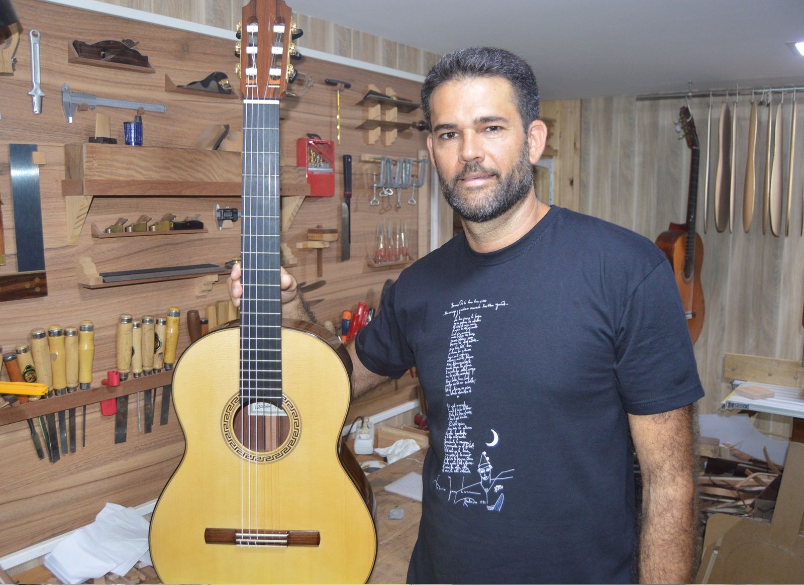 Las seis cuerdas de Quintanilla