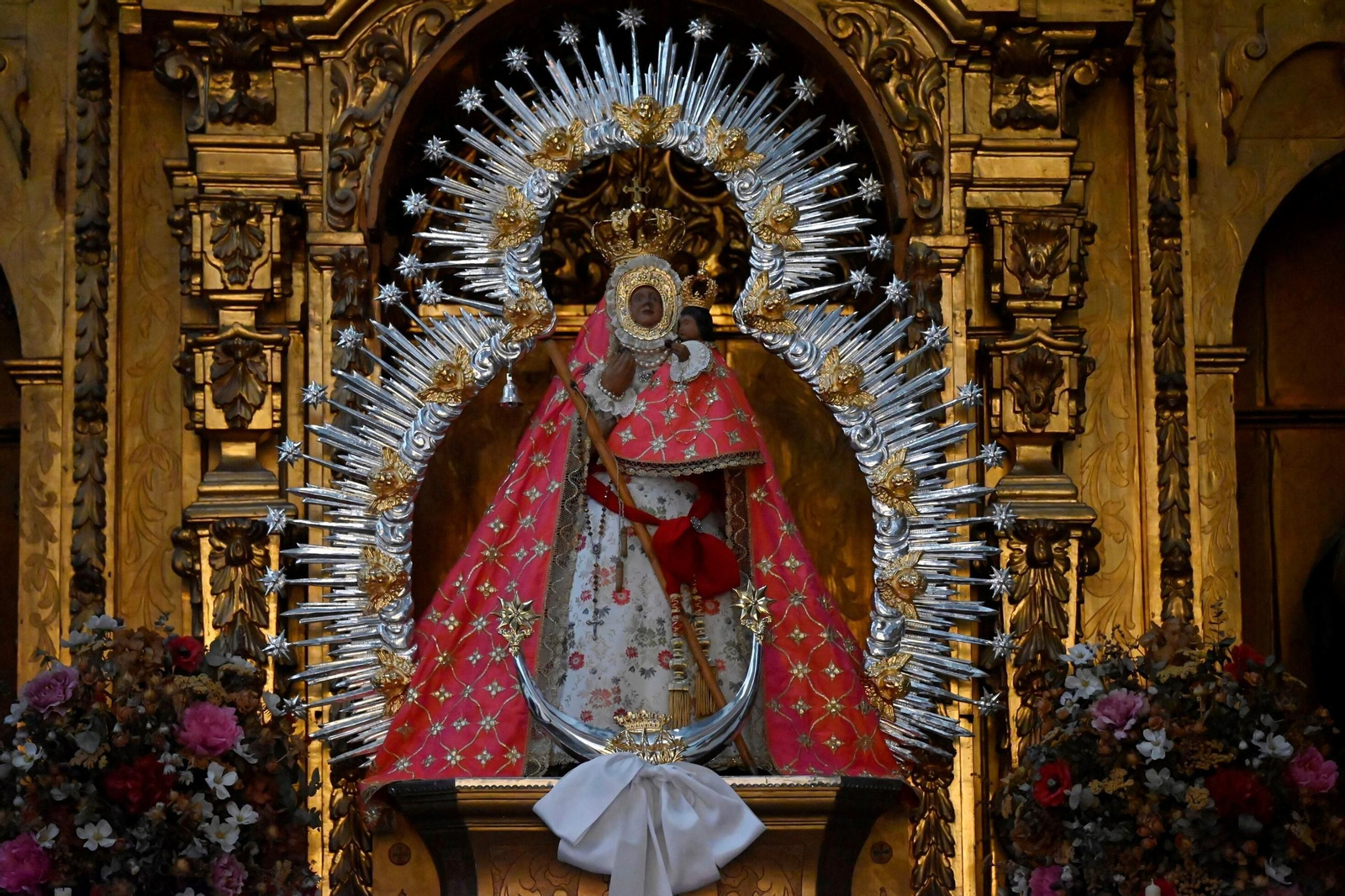 Un paseo en fotografías por la inconfundible iglesia de San Francisco de Córdoba