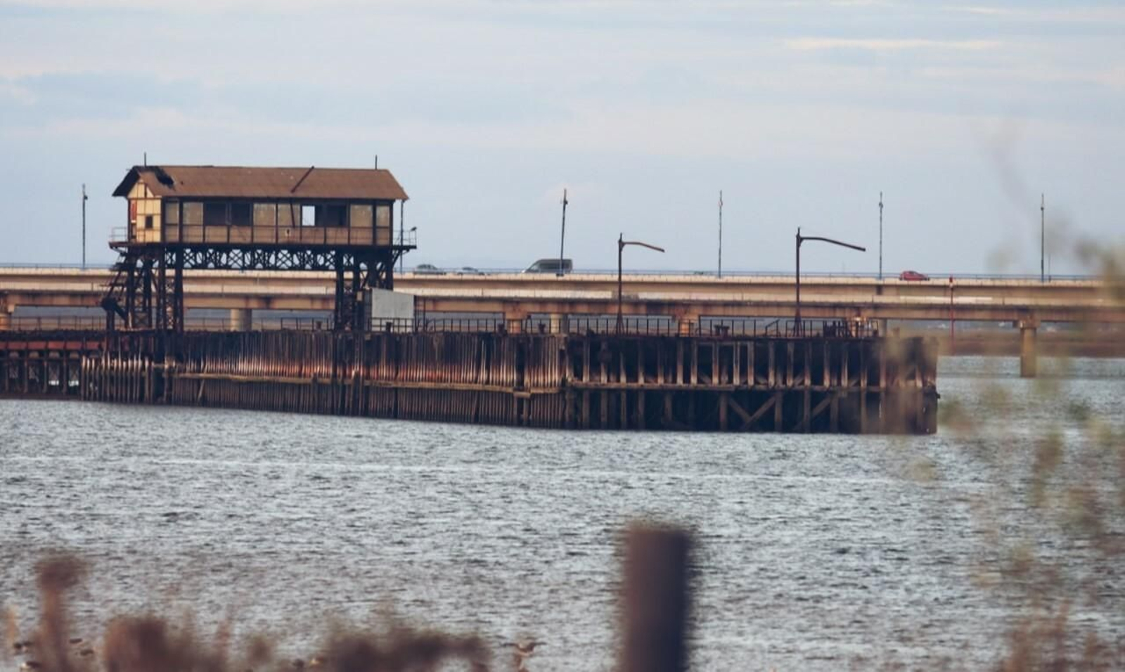 Convocan el 1,5% Cultural que deberá incluir el Muelle de Tharsis