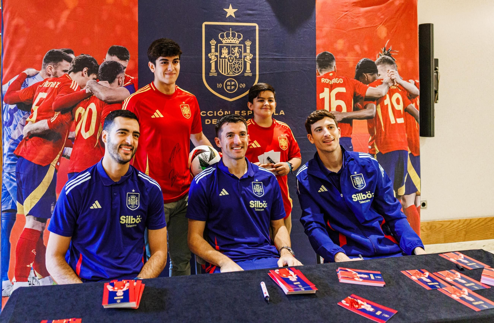 Las fotos del homenaje a Jesús Navas y de la selección en Córdoba