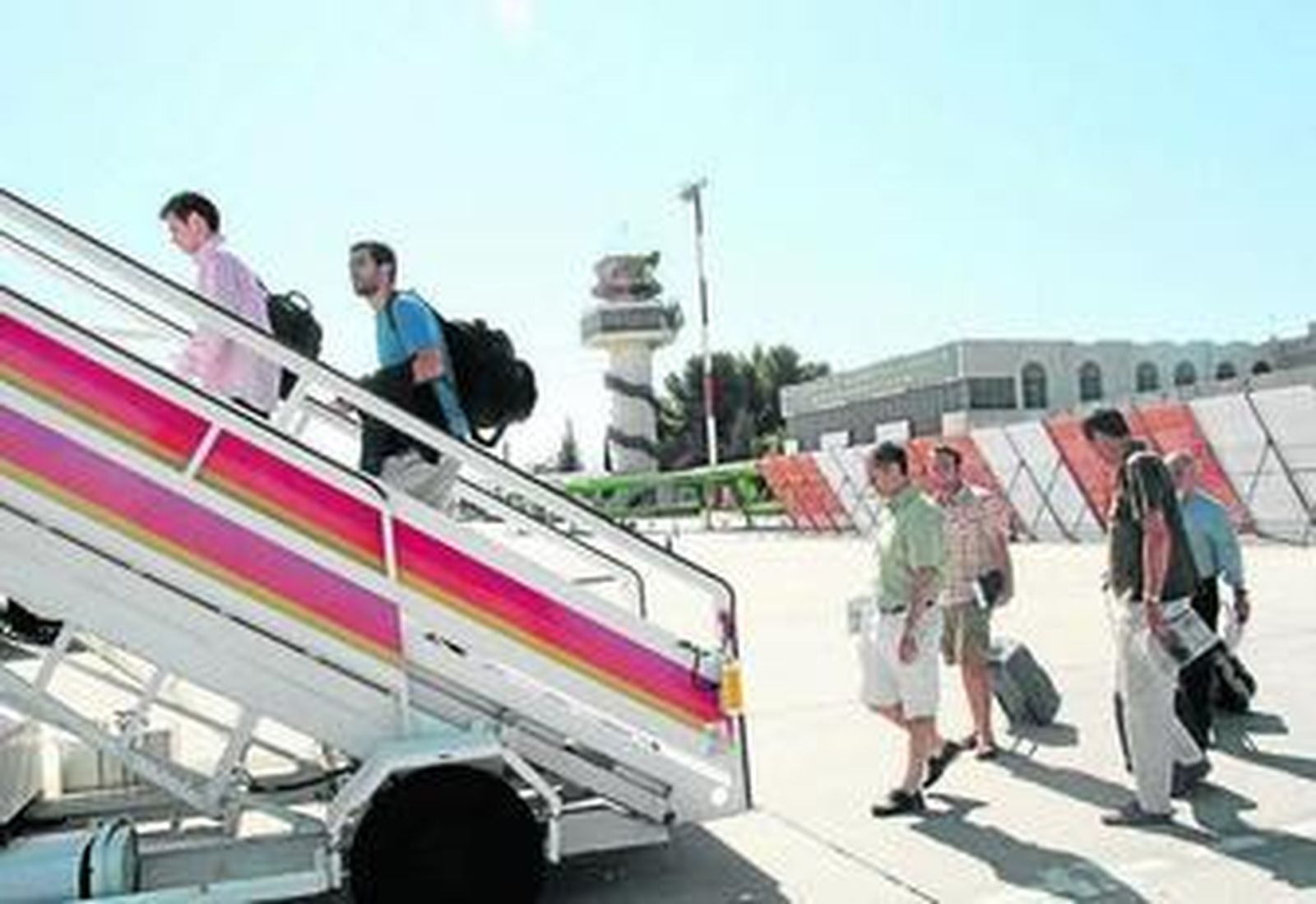 Las compañías de bajo coste siguen siendo las más representativas para el tráfico de la terminal granadina.