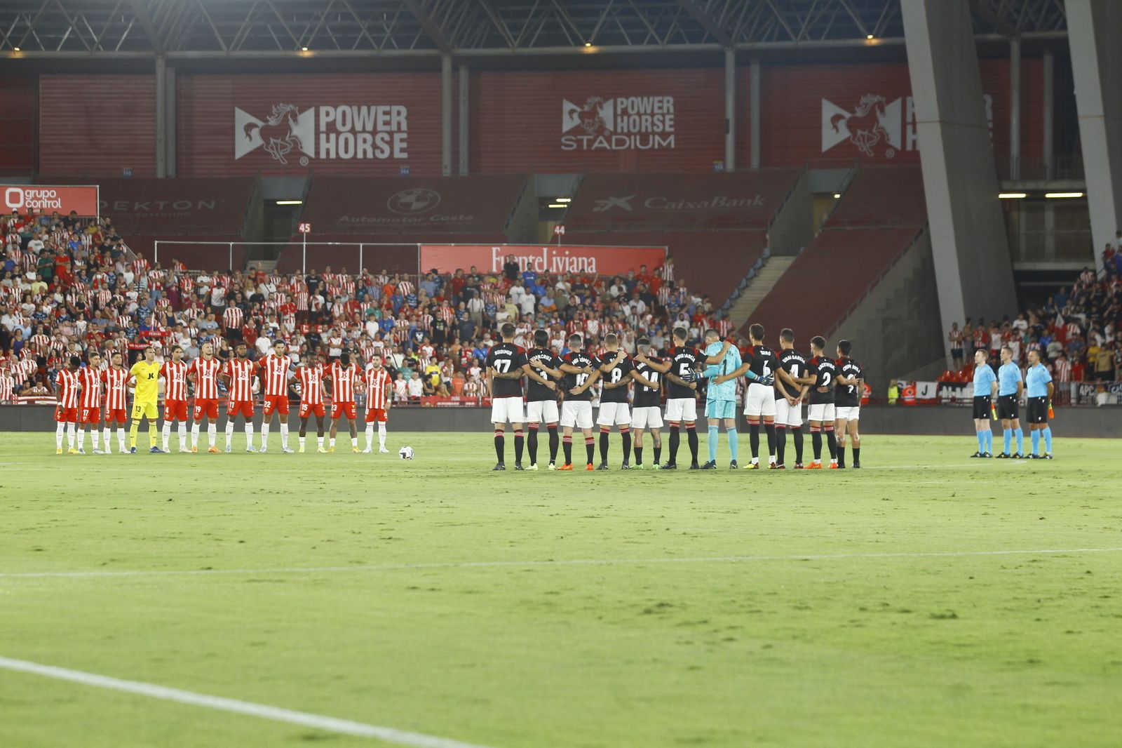 Imágenes del partido U.D. Almería-C.A. Osasuna