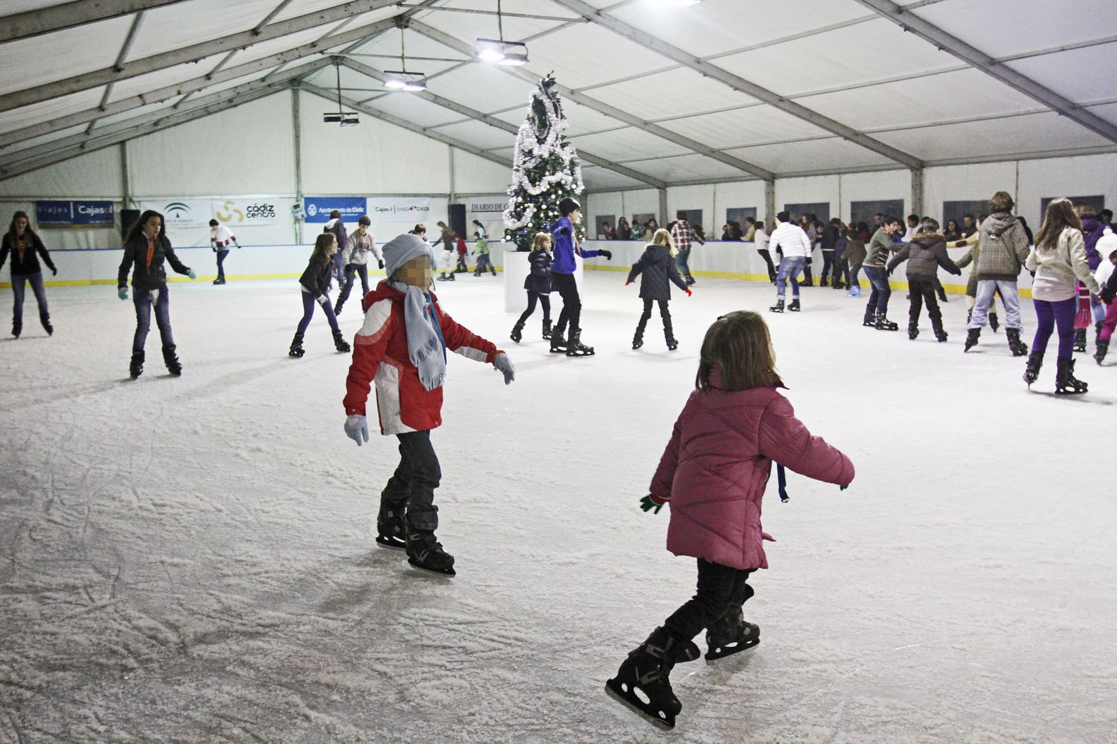 La pista de hielo que tradicionalmente se instala en Navidad en la plaza de San Antonio.