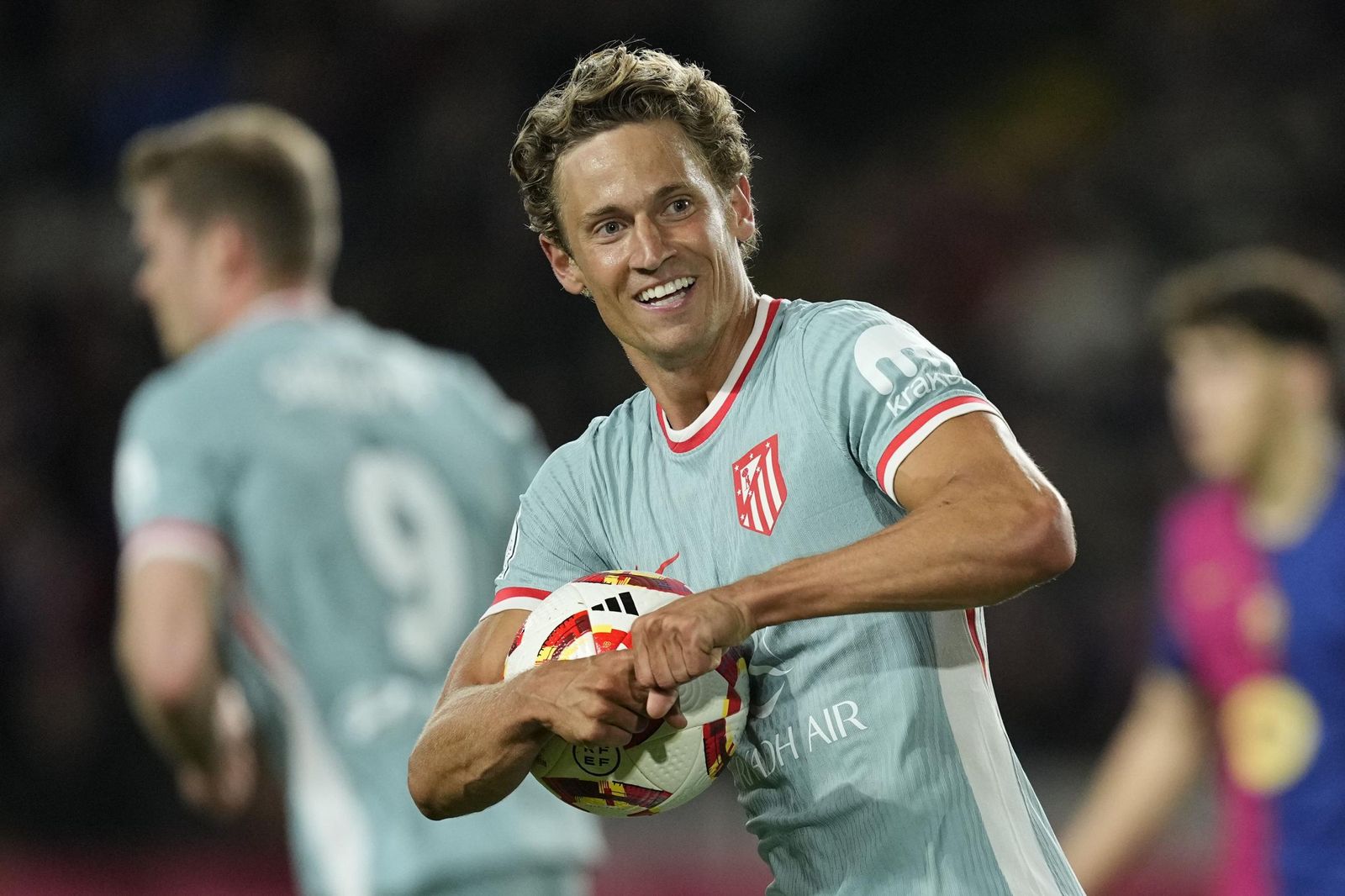 Las fotos del espectacular Barcelona - Atlético de Madrid