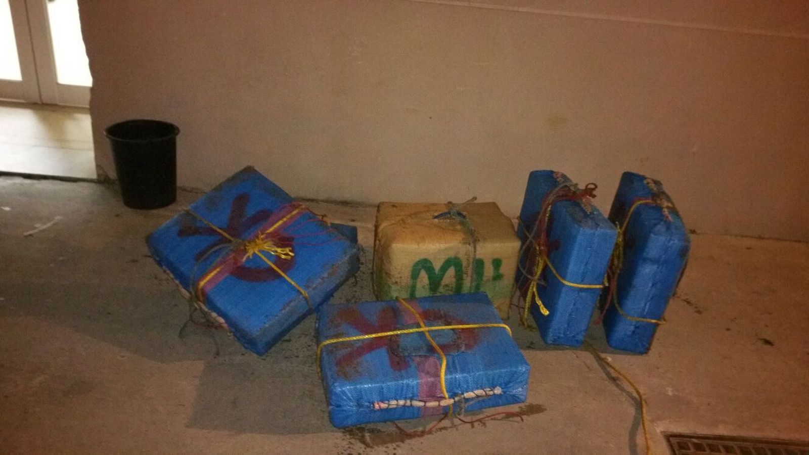 Los fardos intervenidos.