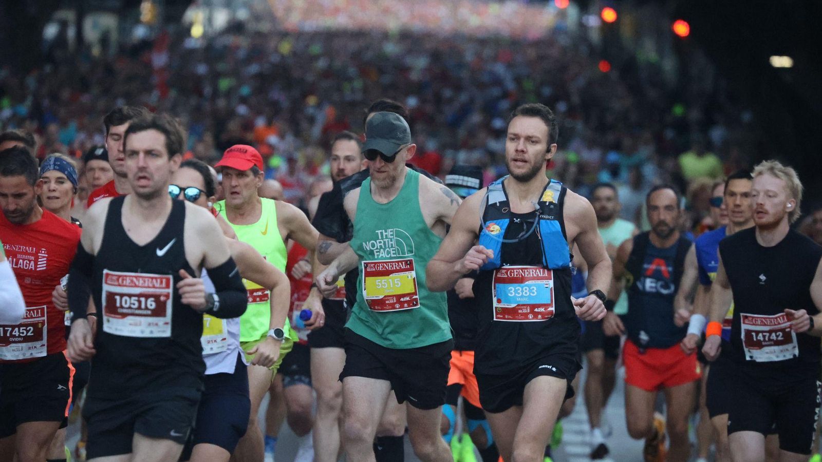 Las mejores fotos de la Maratón de Málaga 2024