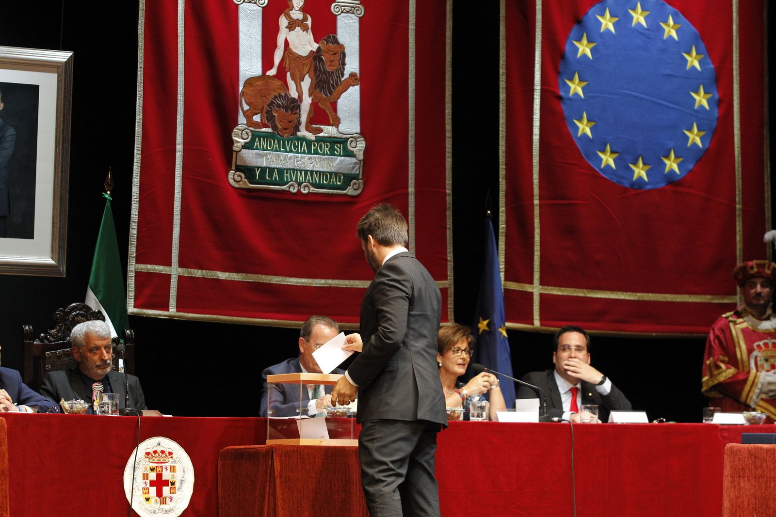 Fotogalería Pleno Constitución Ayuntamiento de Almería