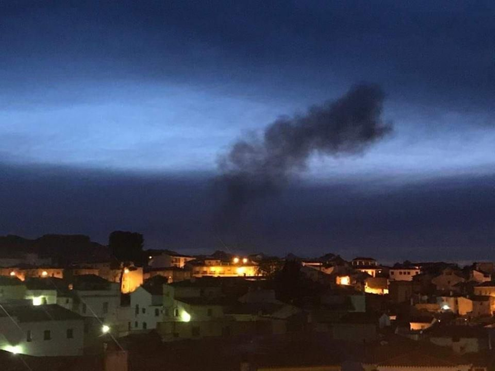 Galería gráfica de la explosión de la pirotecnia de Guadix