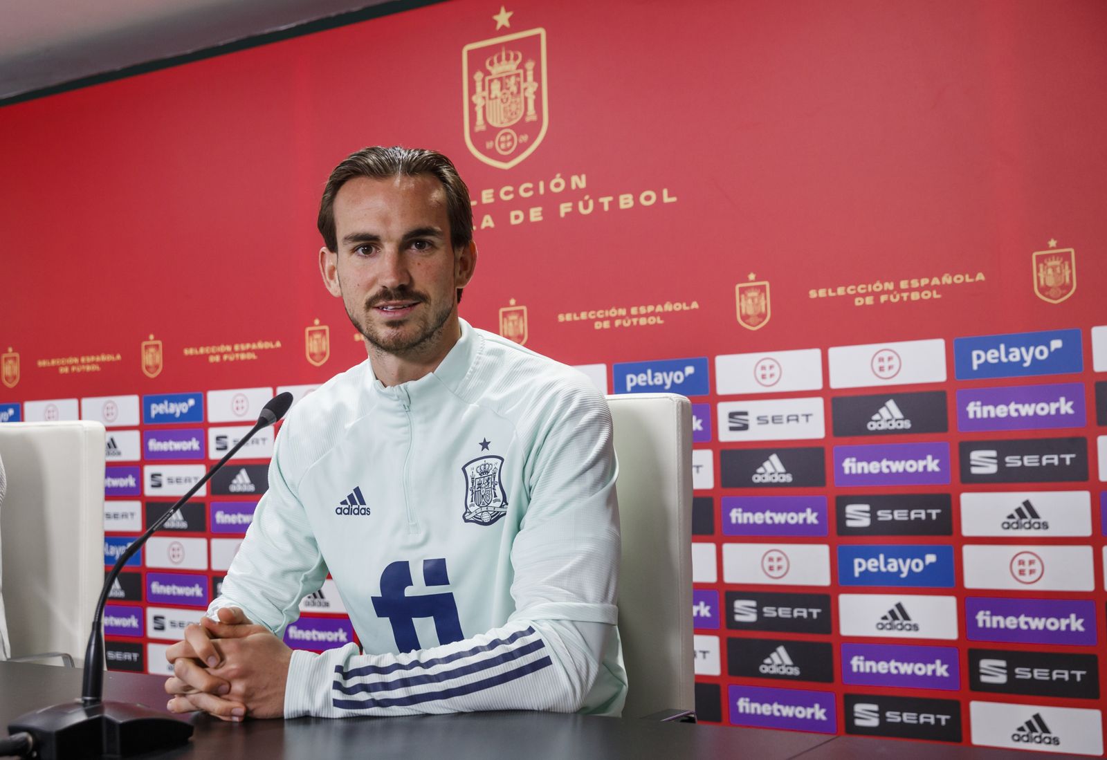 Fabián, durante la rueda de prensa en el estadio Benito Villamarín.