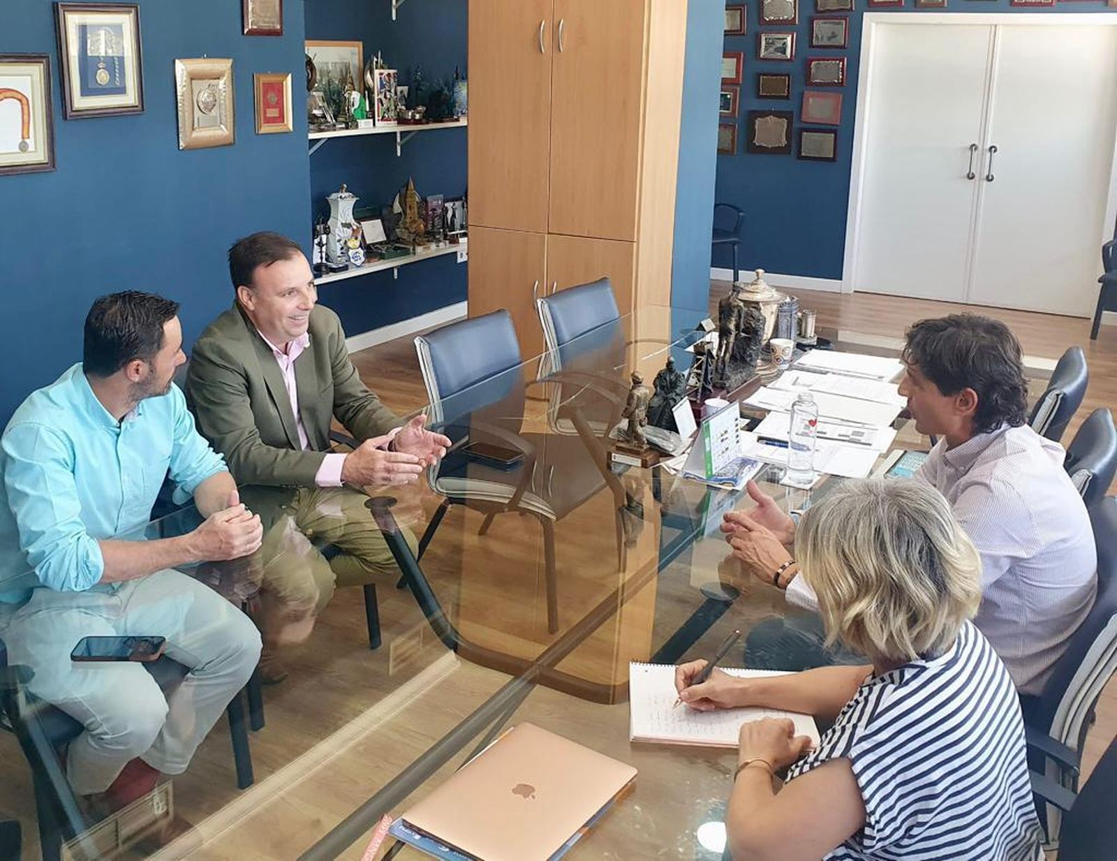 Reunión entre el Recreativo de Huelva y la Diputación.