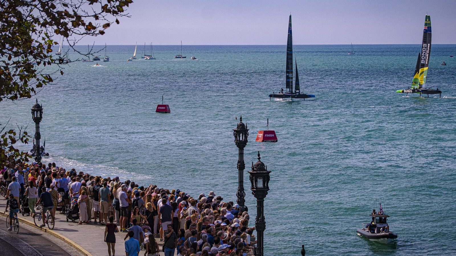 Las imágenes que dejó en Cádiz el domingo de Sail GP