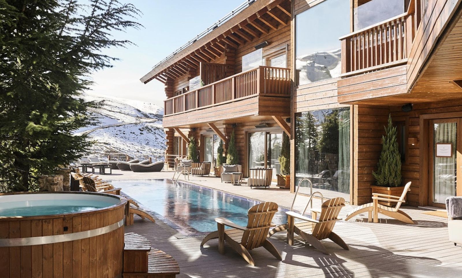 Dos hoteles de Granada entre los seleccionados para los premios Hotel & Mantel