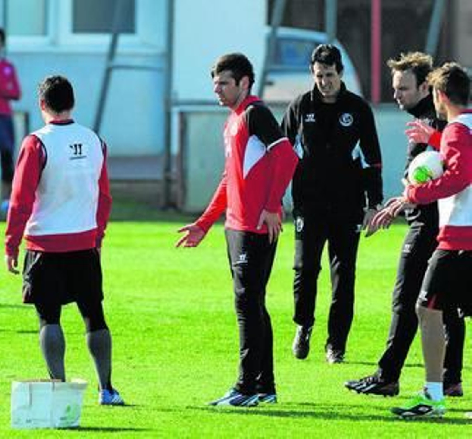 Rusescu y Trochowski, en la sesión de ayer.
