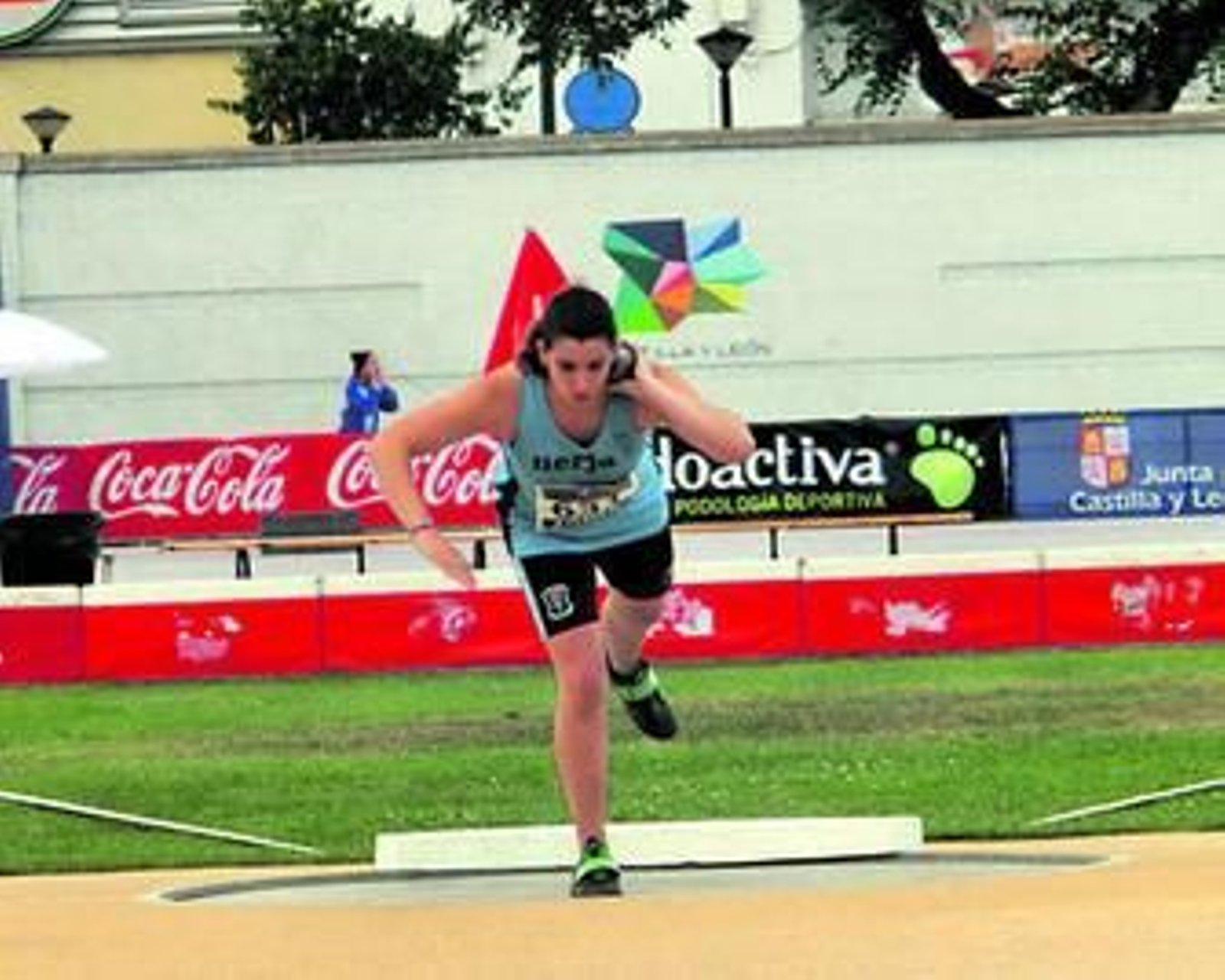 Cumpleaños subida a un podium