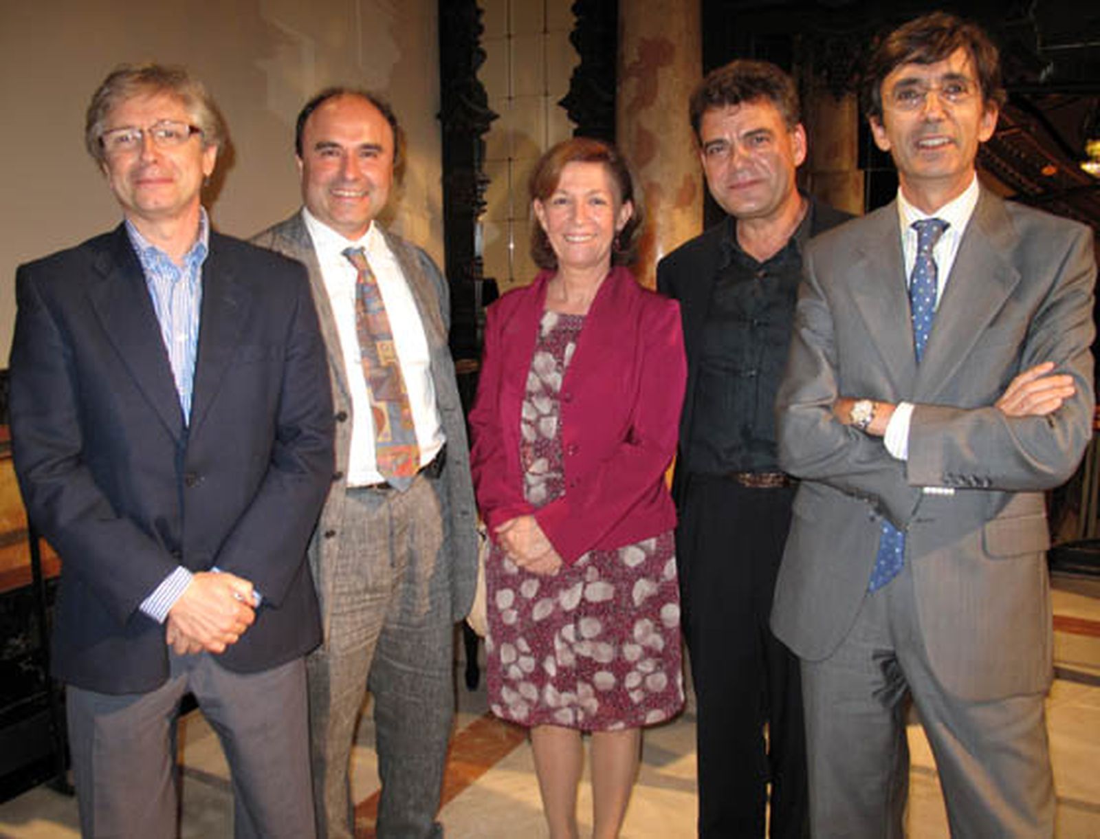 Los miembros del jurado de esta edición: Guillermo Antiñolo, Sebastián Chaves, Charo Fernández Cotta,  Antonio Molina y Juan Ignacio de Arcos, presidente.

Foto: Victoria Ramírez