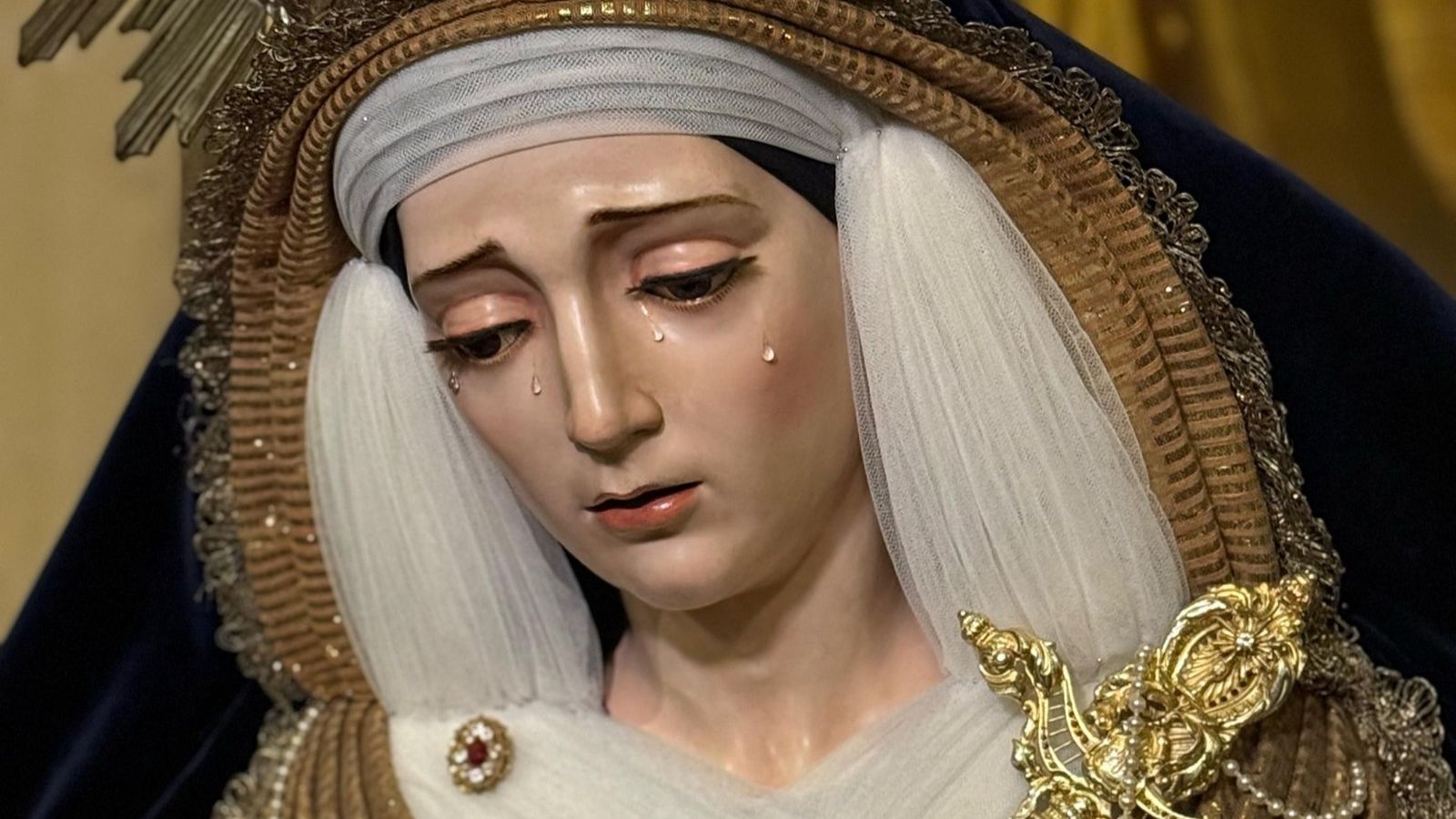 Fotogalería: Altar de Cultos Hermandad del Cautivo 2025