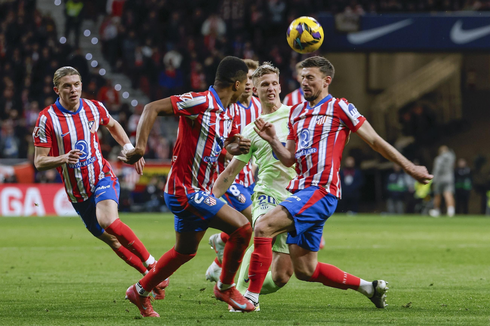 Las fotos de la remontada en el Atlético - Barcelona