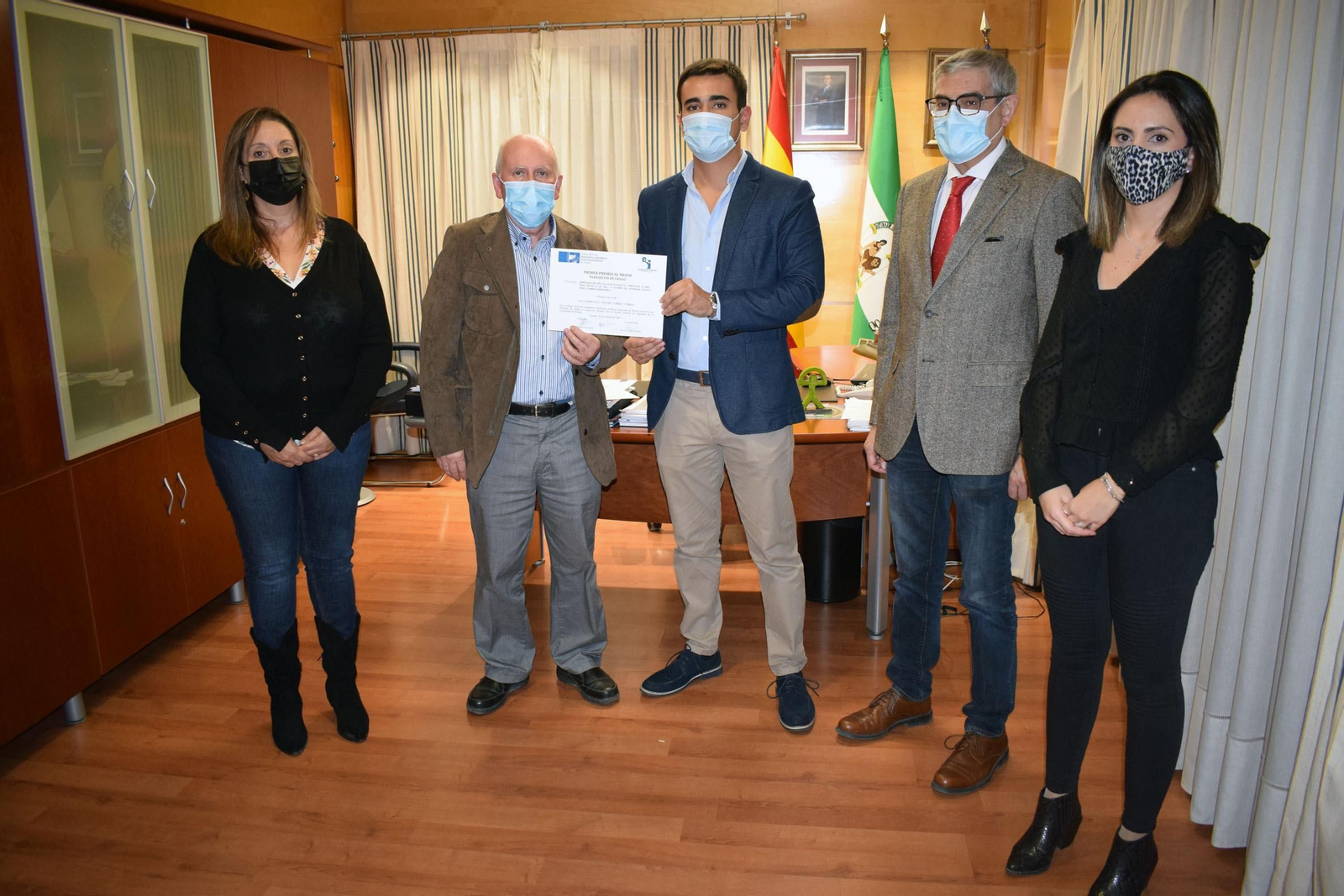 El Colegio de Ingenieros Técnicos Industriales asigna el primer premio al mejor TFG El Colegio de Ingenieros Técnicos Industriales asigna el primer premio al mejor TFG