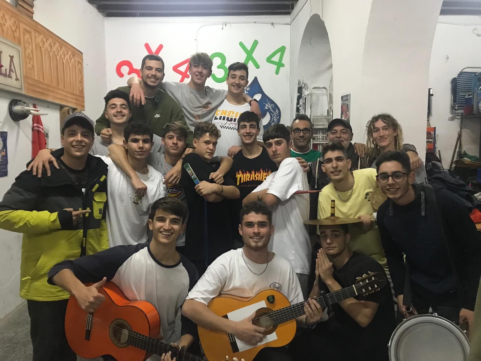 Chirigota juvenil 'Los de La Caleta'