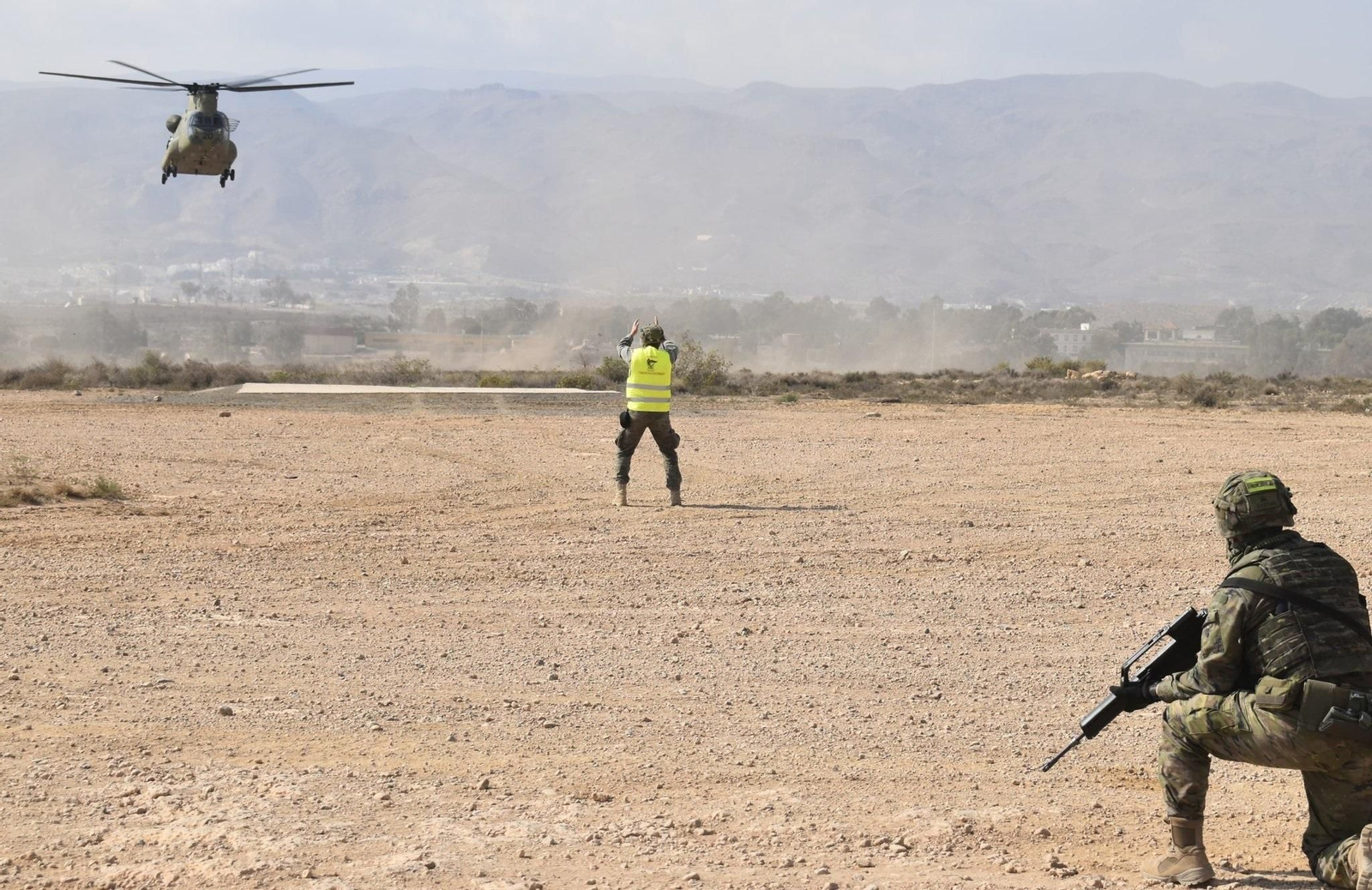 Los Regulares de Melilla se prueban en Viator: guerra total en el ejercicio Alhucemas 25