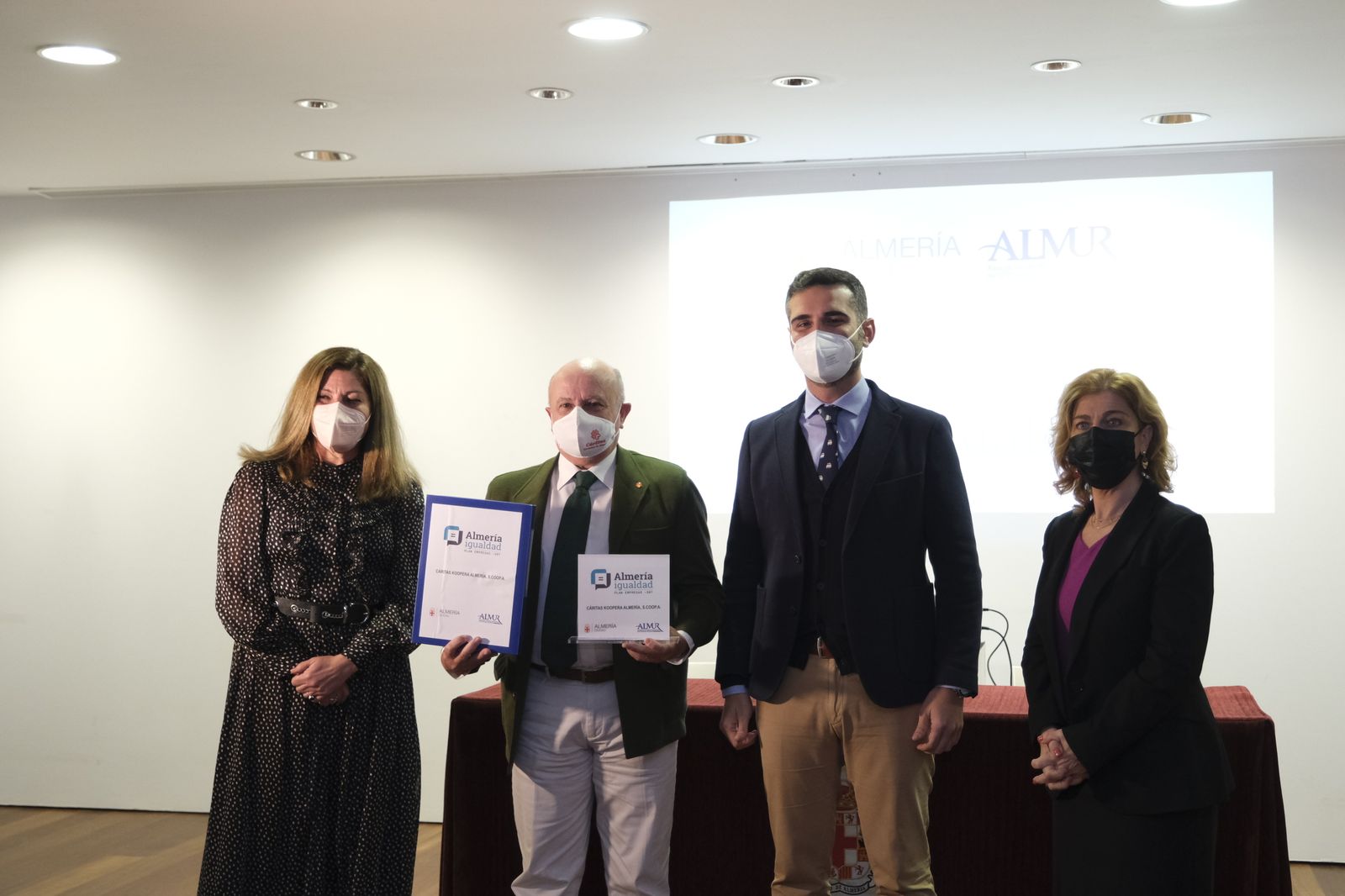 Entrega de distinciones a empresas almerienses que instauran la igualdad entre sus trabajadores