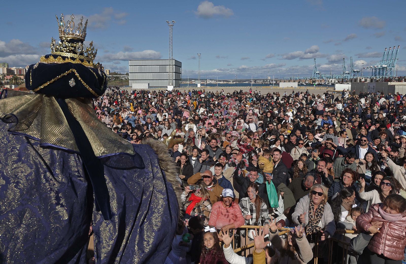 Fotos del arrastre de latas en Algeciras