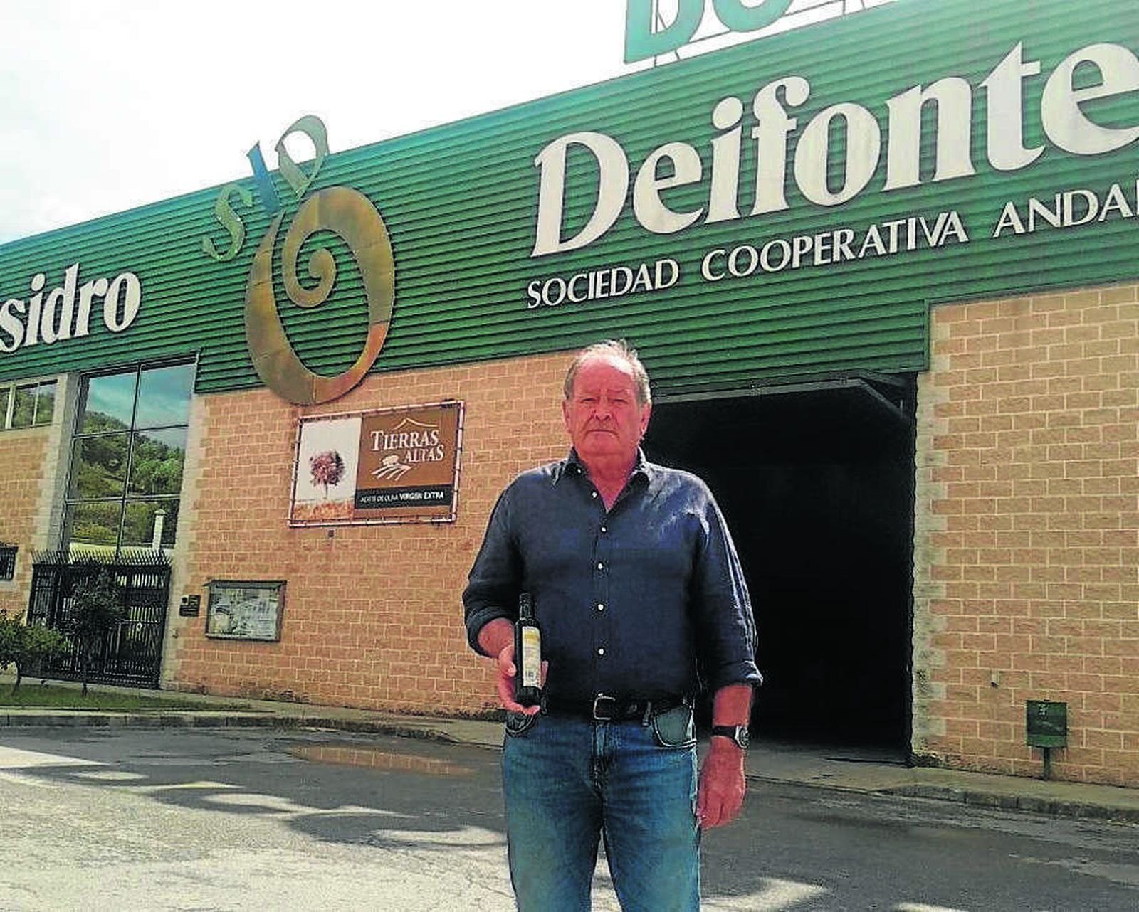 Aceite de Oliva Virgen Extra Montes de Granada, calidad y excelencia con DO