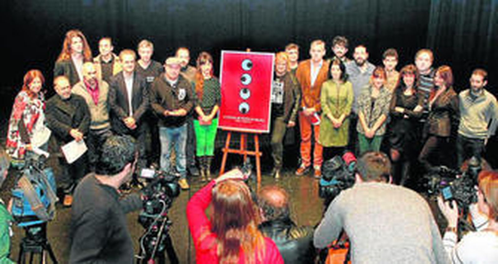 Presentación de las compañías y creadores de Málaga participantes en el Festival de Teatro, ayer, en el Echegaray.
