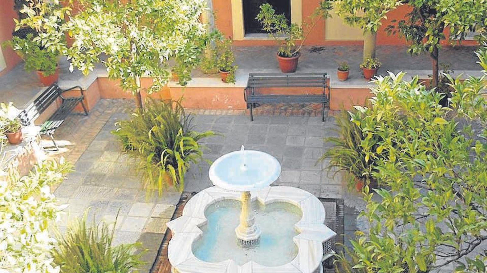 Casa de la Cultura Isidro Gómez.