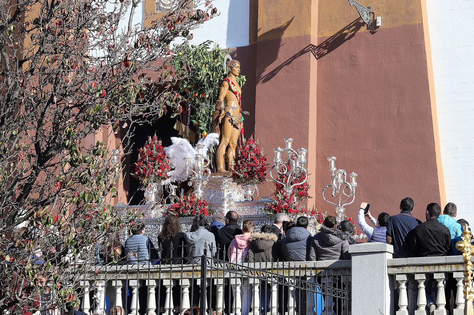 Imágenes de la procesión de San Sebastián en Huelva