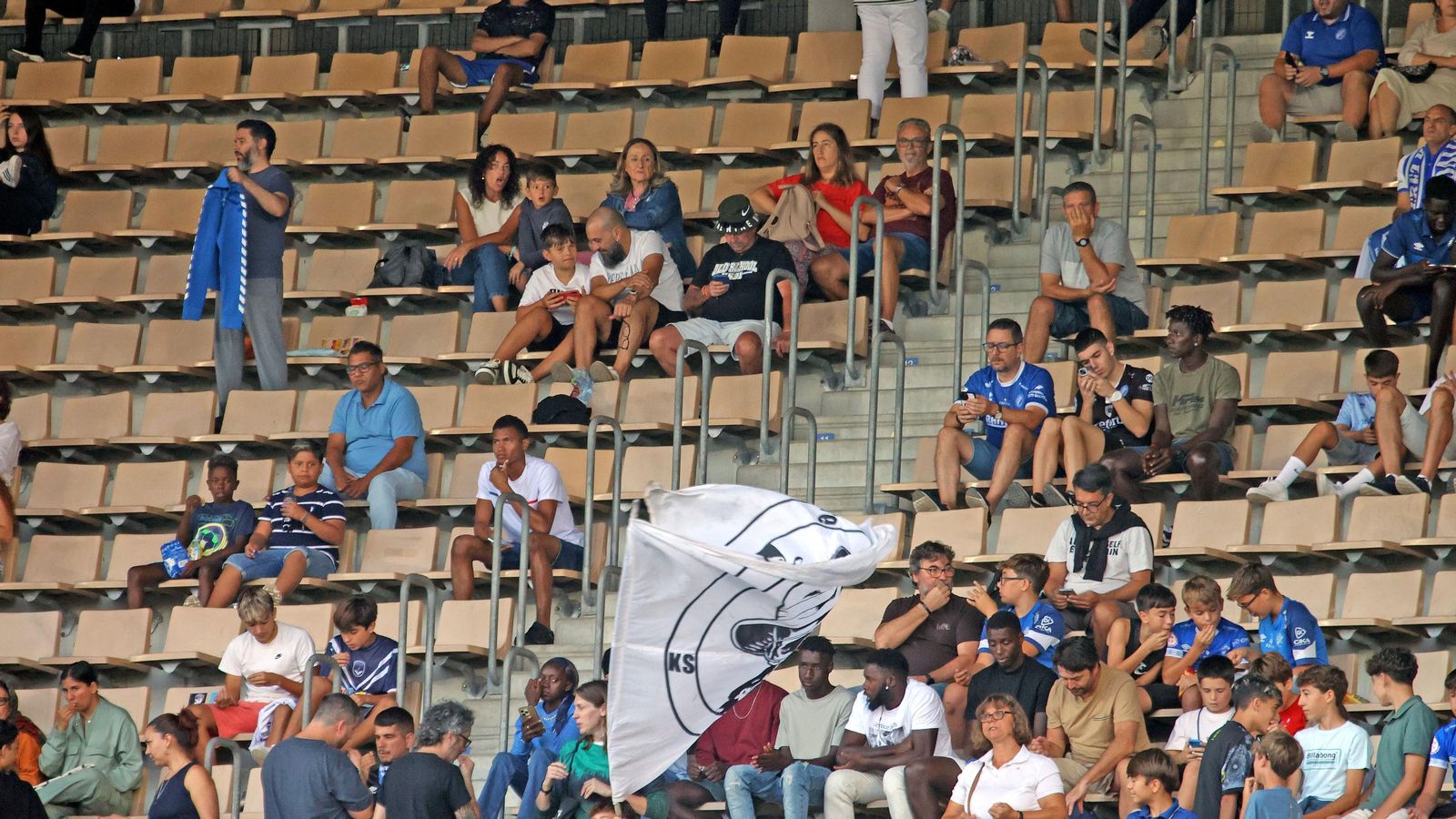 Búscate en el Xerez DFC contra Orihuela CF en Chapín
