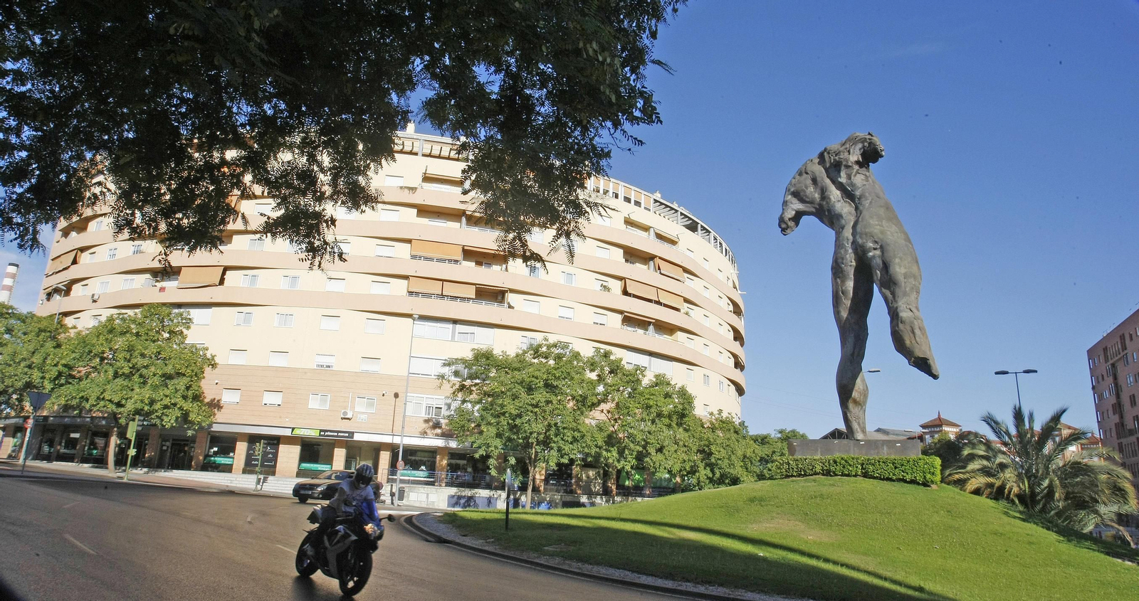 Rotonda del Minotauro, una de las zonas con contaminación acústica según Ganemos Jerez.