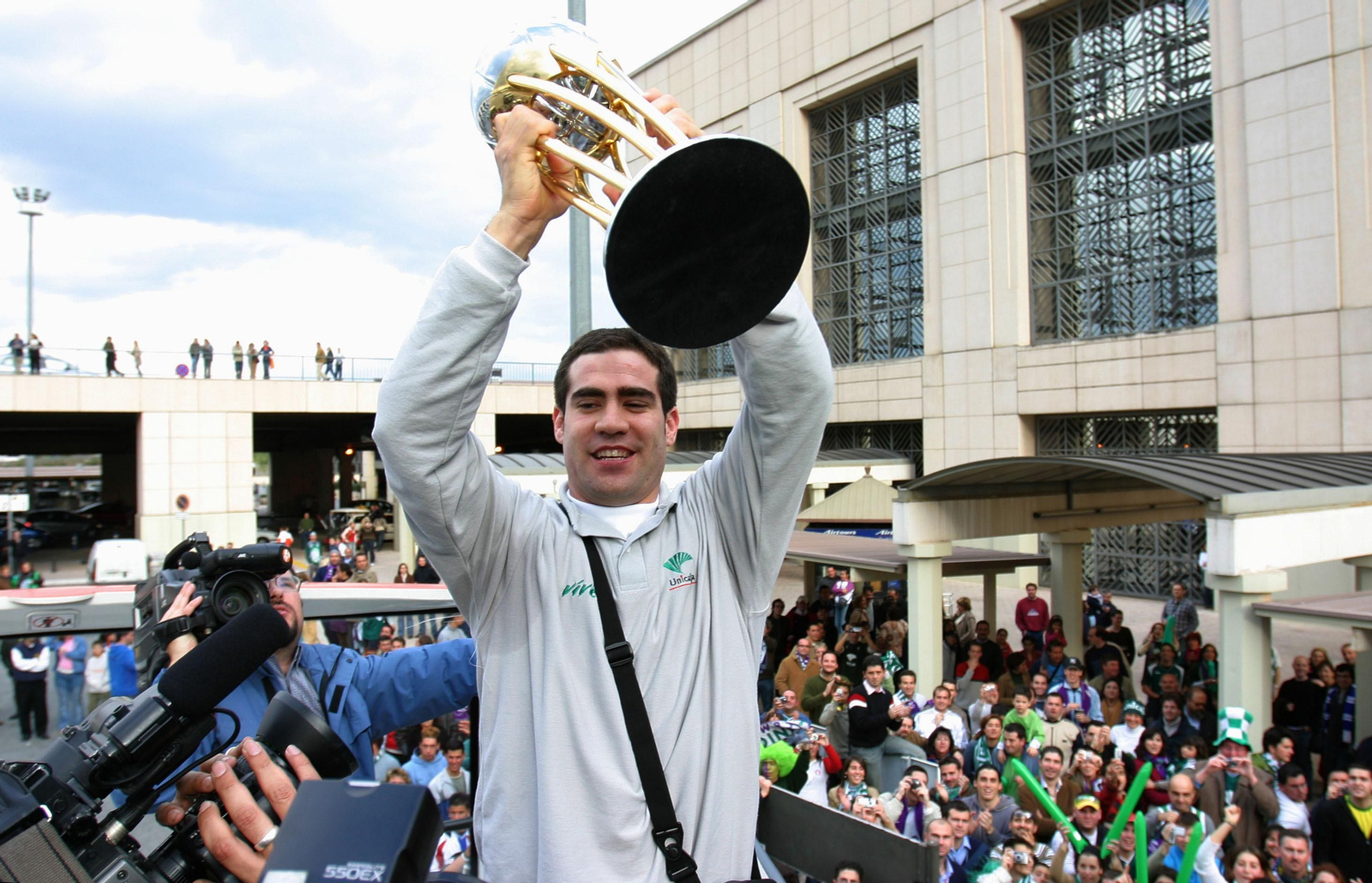 La carrera de Carlos Cabezas, en fotos