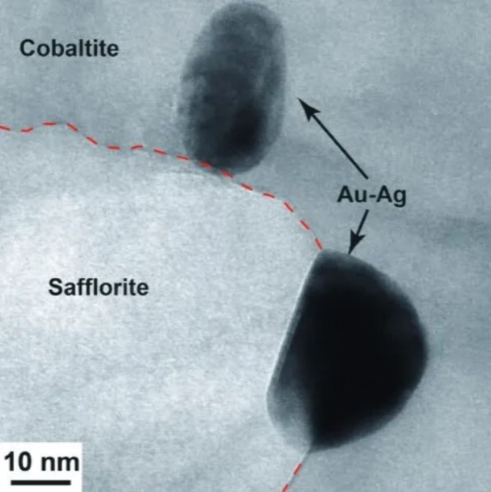 Detalle de la fusión «fosilizada» de dos nanopartículas de oro
