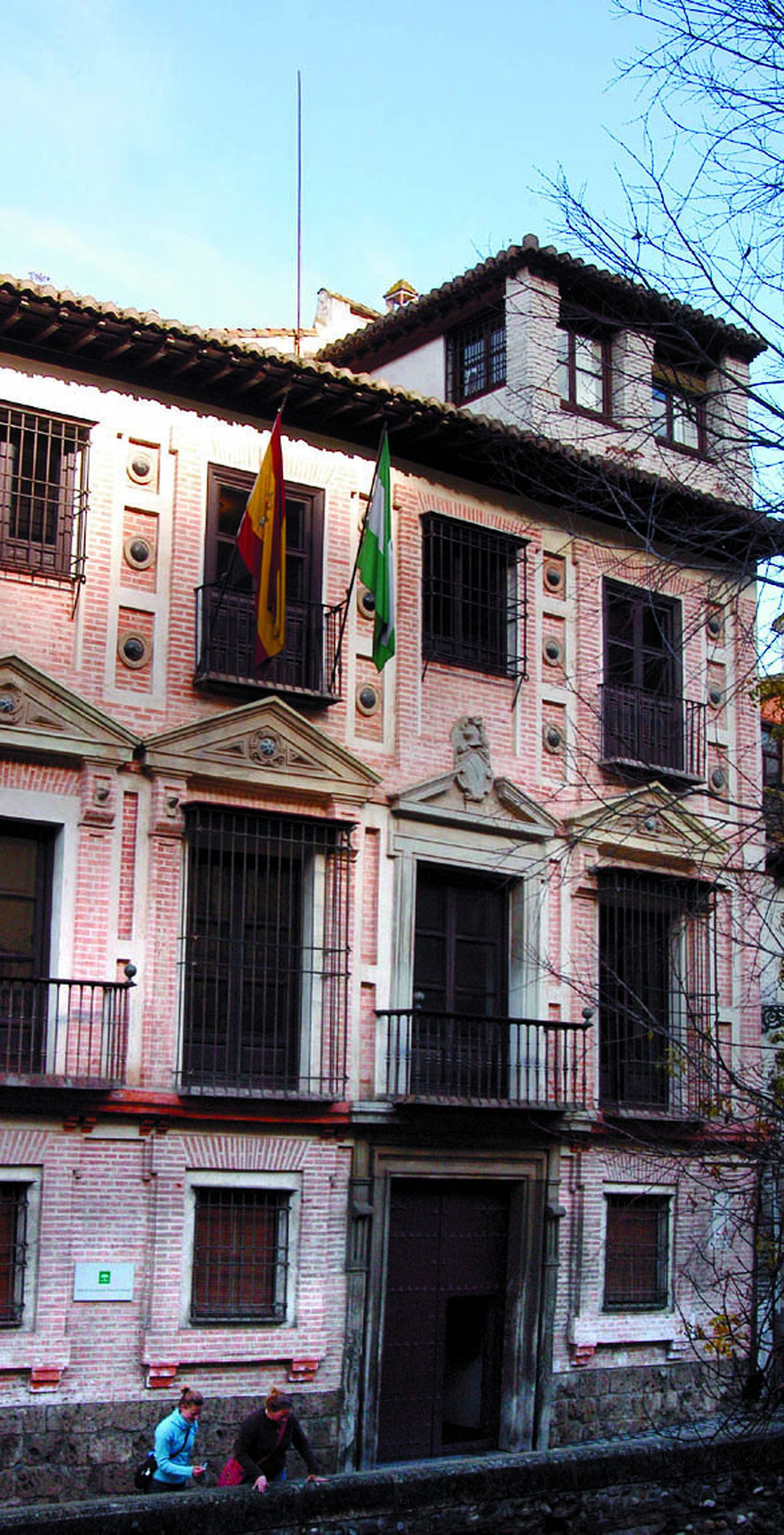Sede del Centro de Documentación Musical, en la Carrera del Darro.