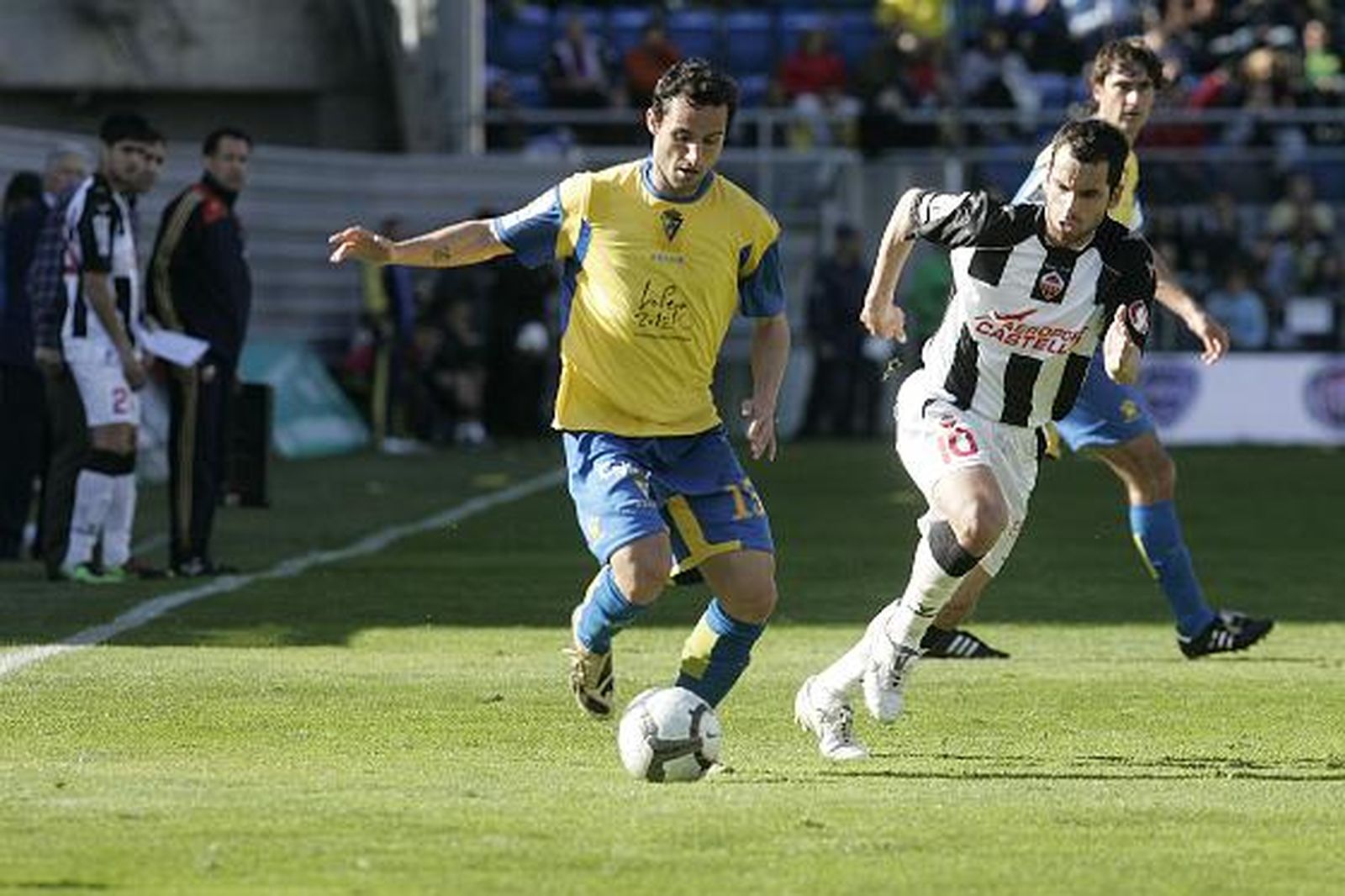 Cifuentes, bien en defensa y en ataque. 

Foto: Jesus Marin
