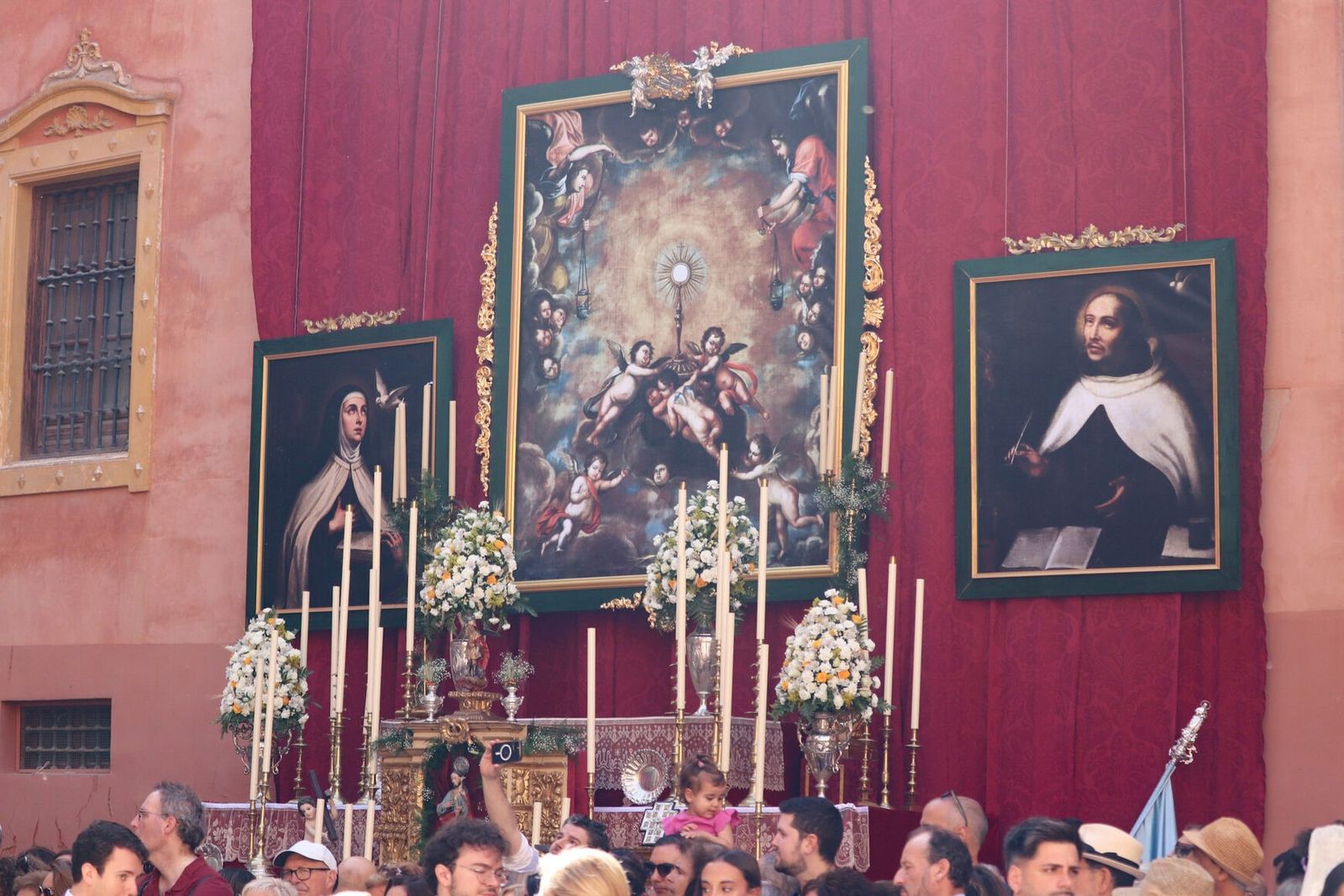 Las mejores imágenes de la salida de la Custodia del Corpus Christi ...