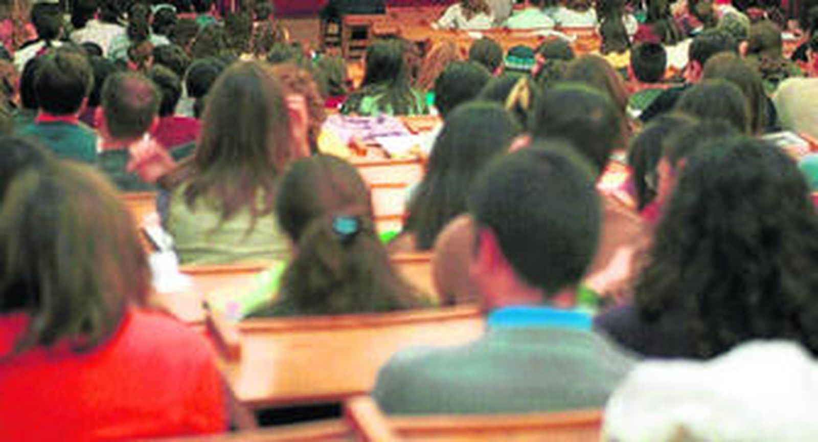 Un grupo de alumnos de la Hispalense en una imagen de archivo.