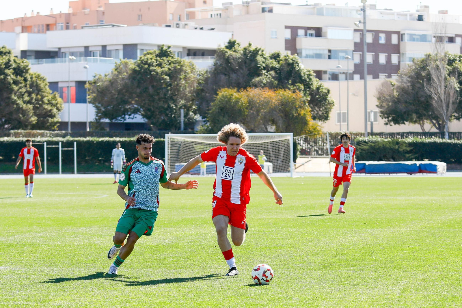 Las imágenes de Segunda RFEF entre Almeria B y recreativo de Granada