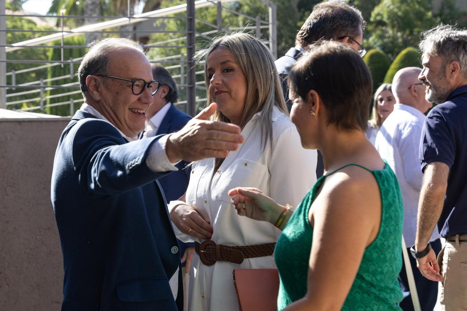 La sociedad jiennnese ha acompañado al Grupo Joly en su desayuno con la consejera.