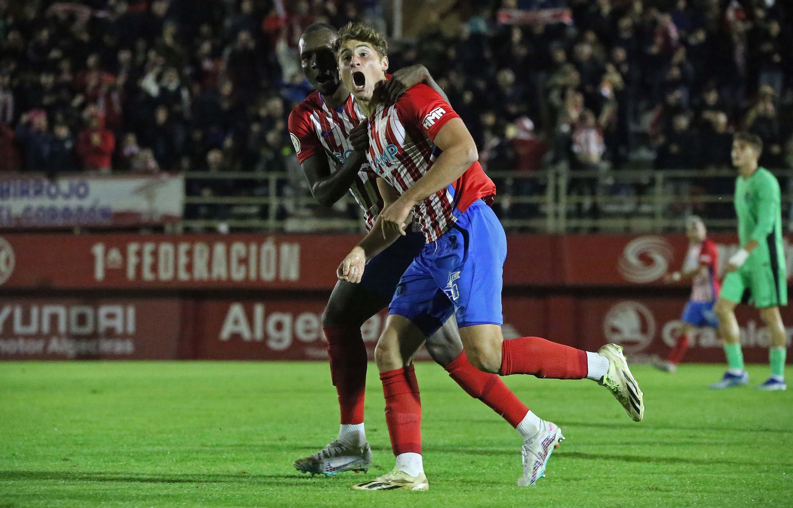 Las mejores fotos del Algeciras - Atlético de Madrid B
