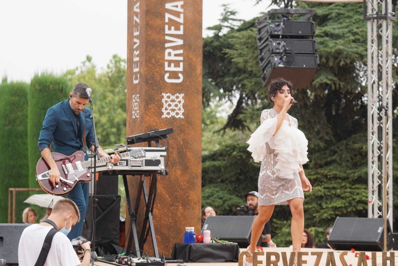 Fuel Fandango, durante su actuación en los jardines del Alcázar de Córdoba.