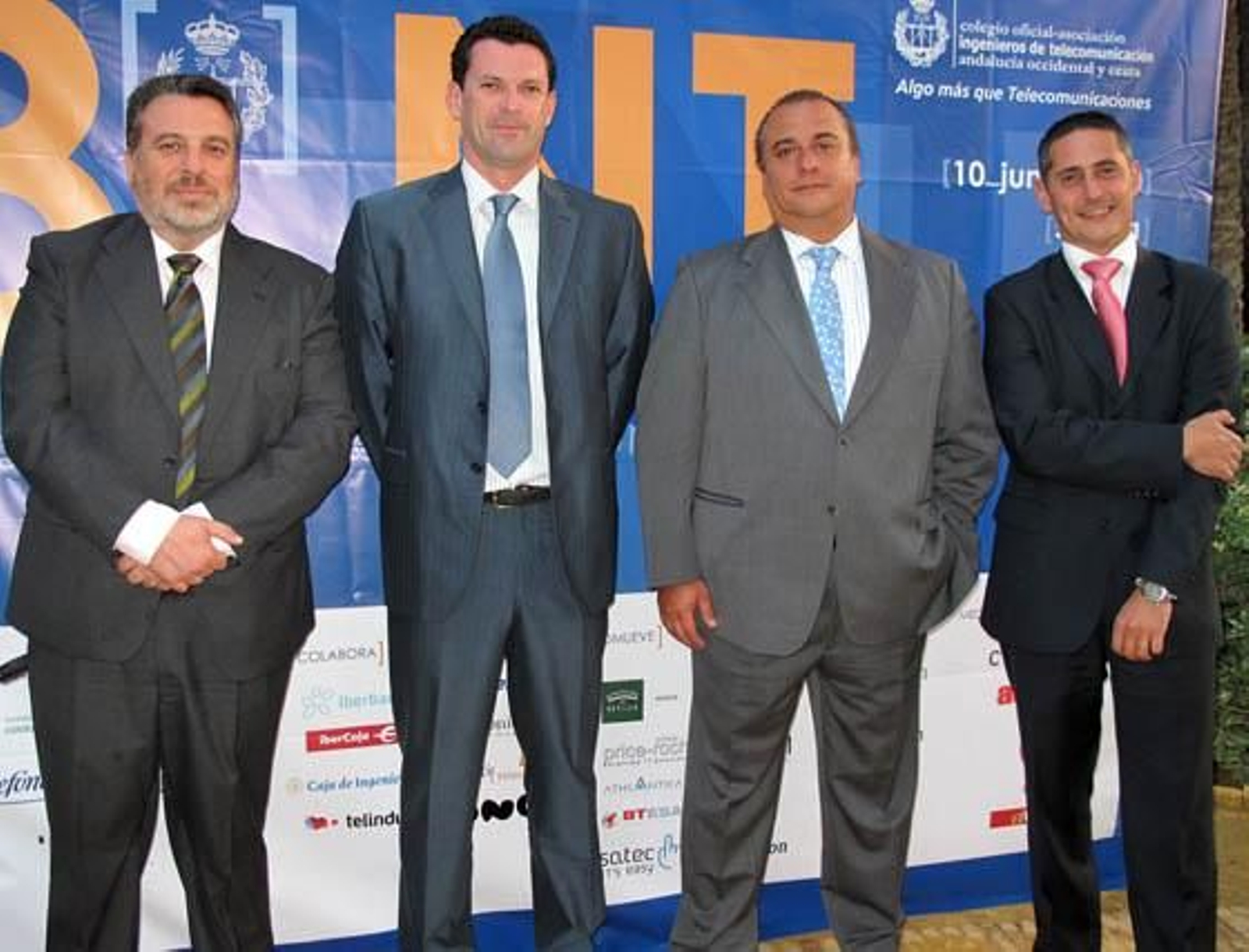 José María Rodríguez (Sandetel), Antonio José García (Telefónica), Manuel Mateos (Siemmens) y Jon Lorenzo (Cisco), las cuatro empresas patrocinadoras del evento.

Foto: Victoria Ramírez
