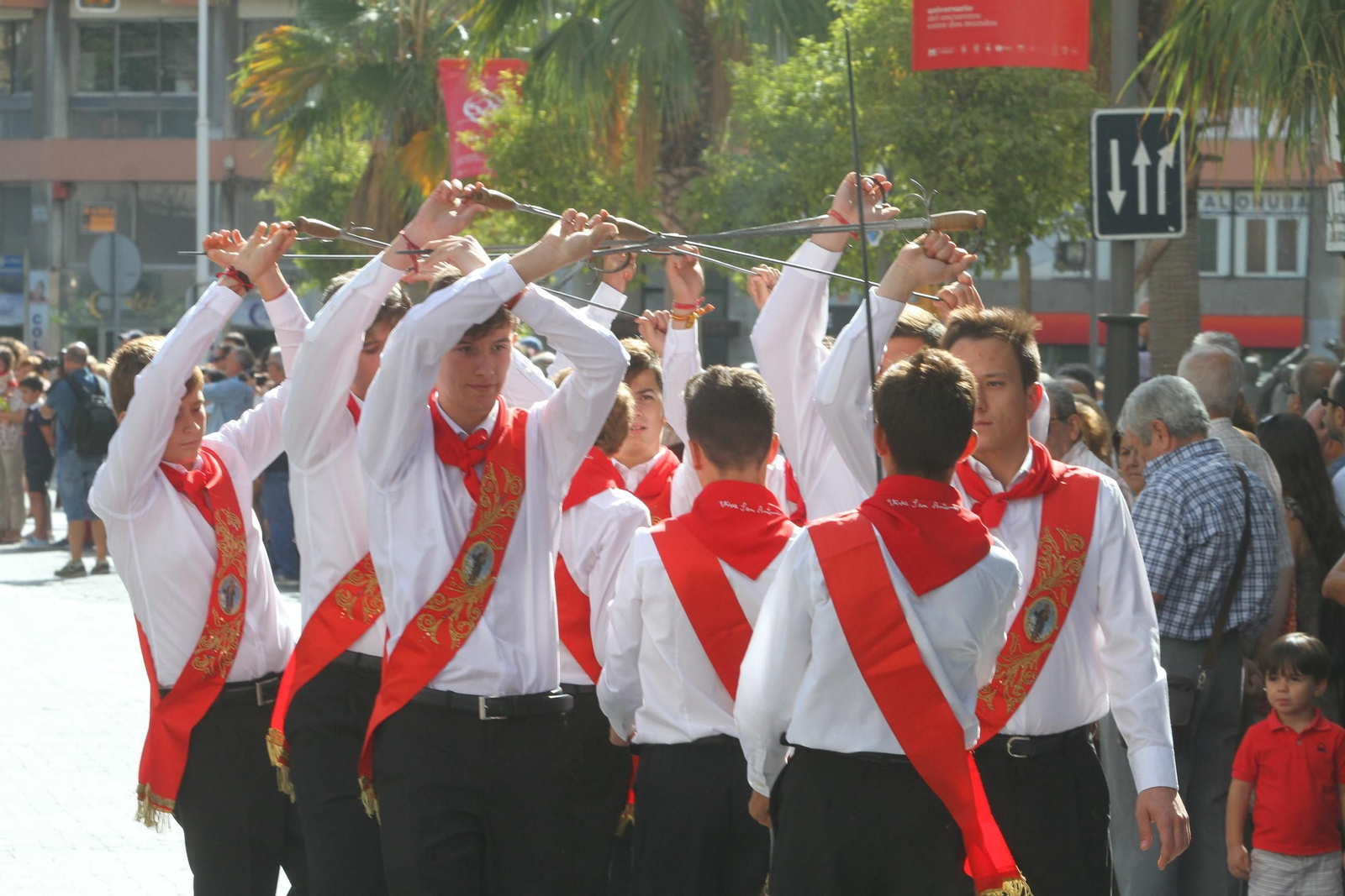 Imágenes del desfile Iberoamericano de bailes.