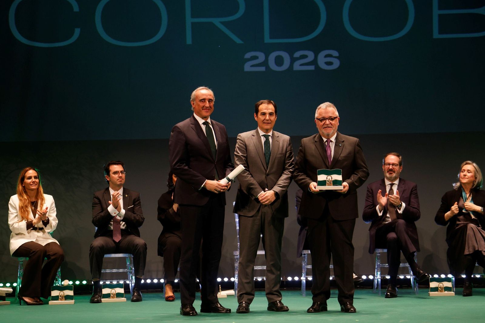 La entrega de las Banderas de Andalucía por el 28F en Córdoba, en imágenes