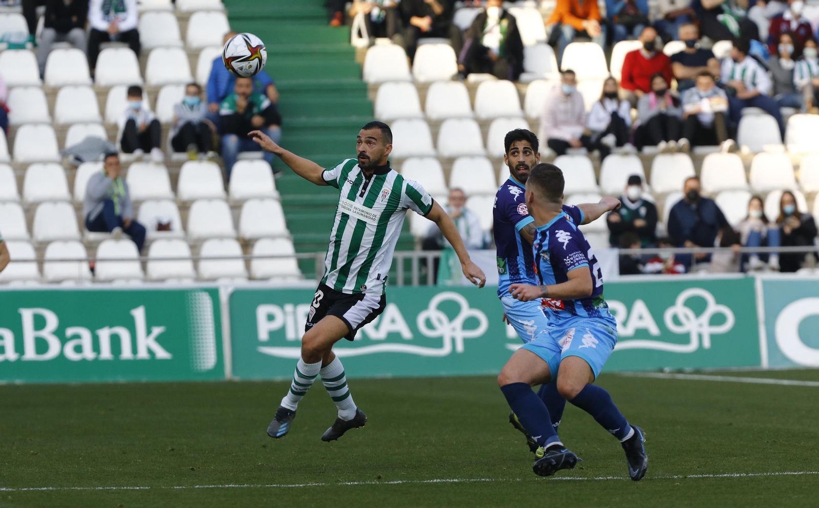 Las imágenes de la victoria del Córdoba CF ante el CD Coria