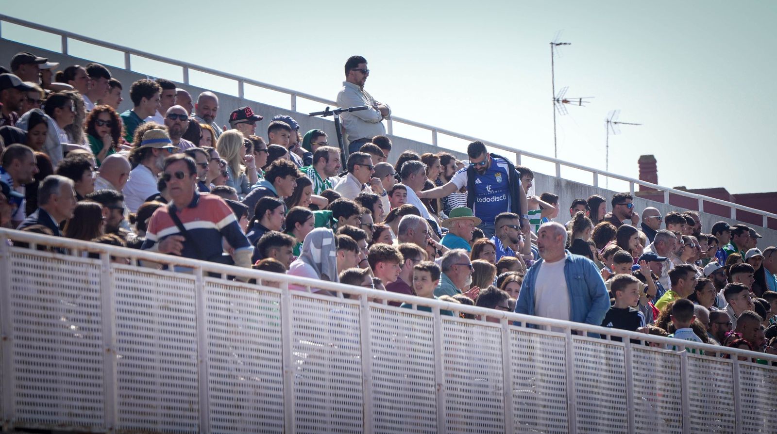 Imágenes del partido de Veteranos del Xerez CD y el Betis