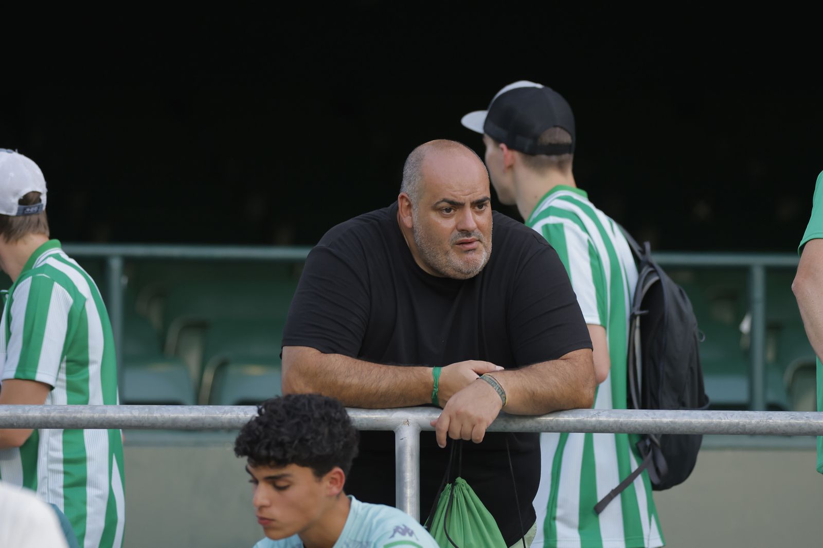 Búscate en las fotos del Betis-Atlético de Madrid
