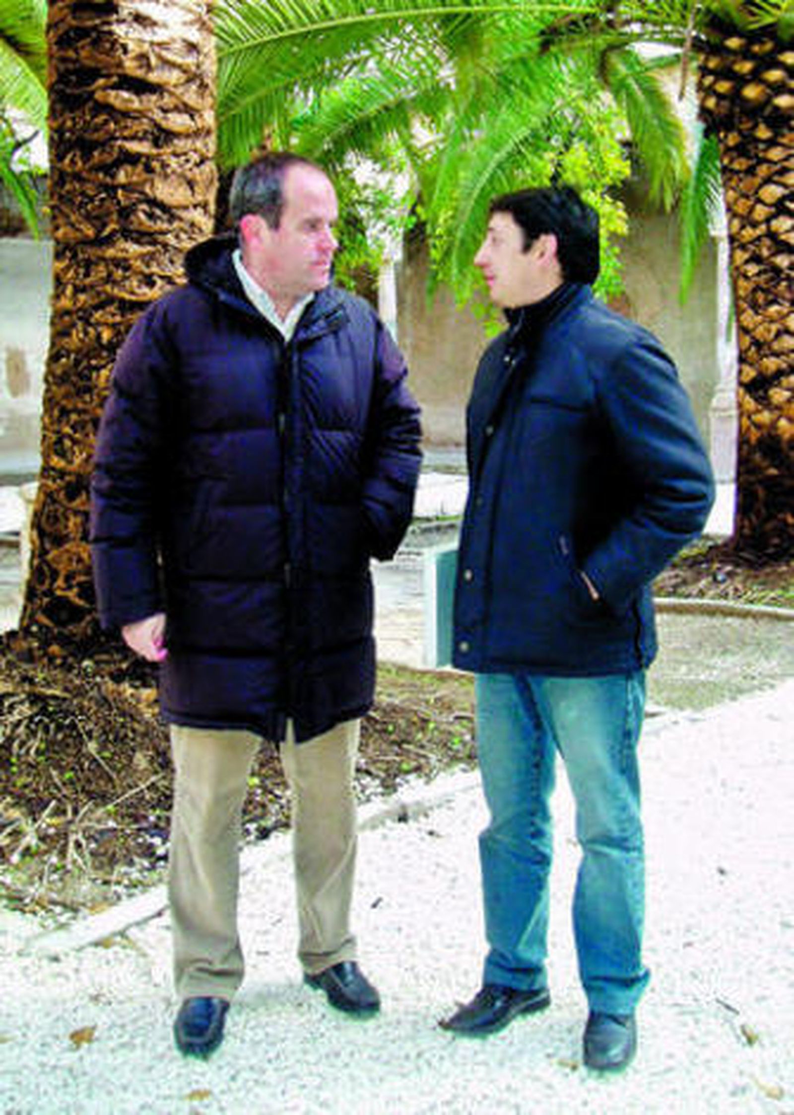 Francisco Algar y Juan Cantizani, tras la visita al edificio.