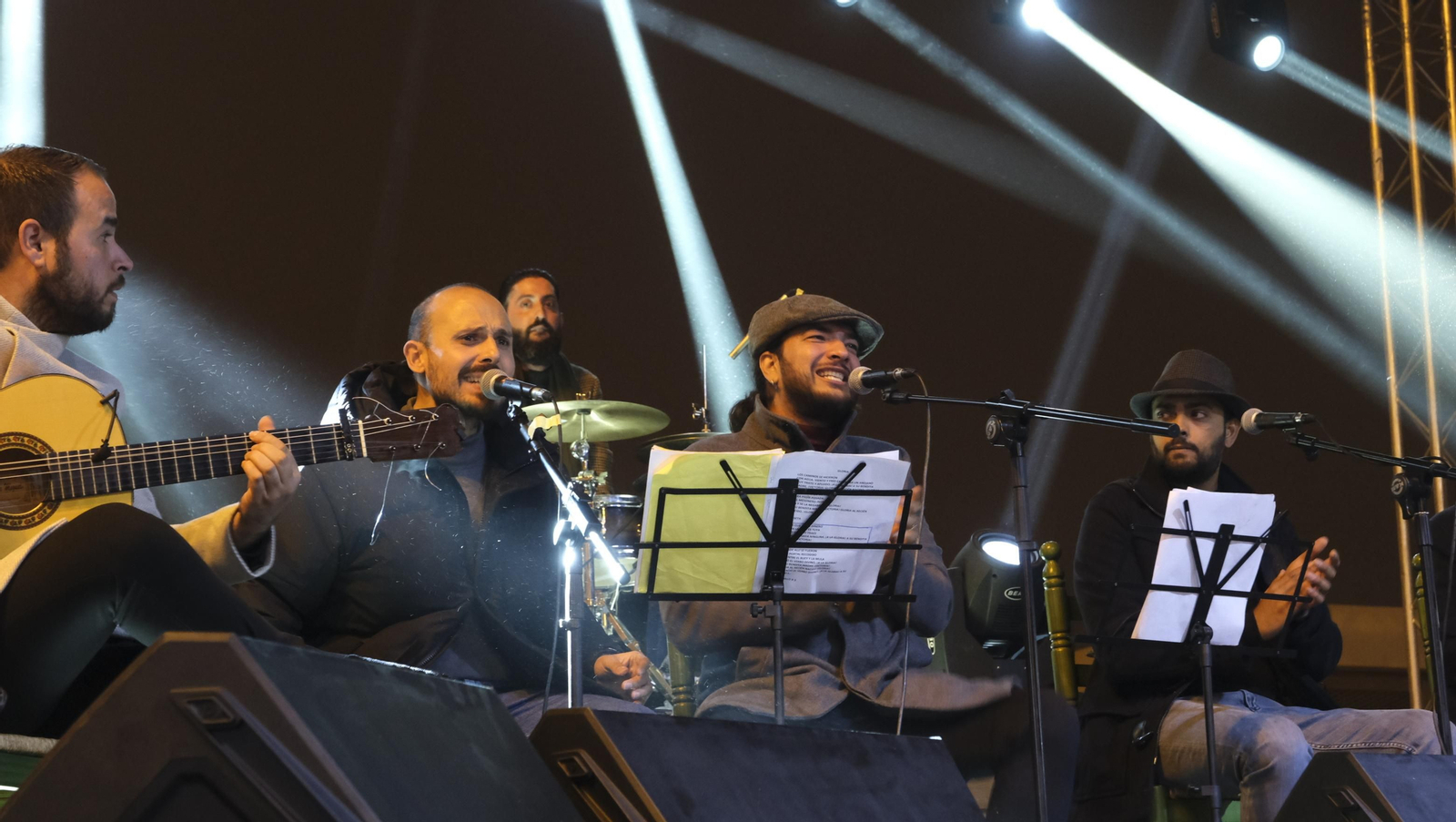 La Noche de las Candelas en el Mesón Gitano de Almería, en imágenes